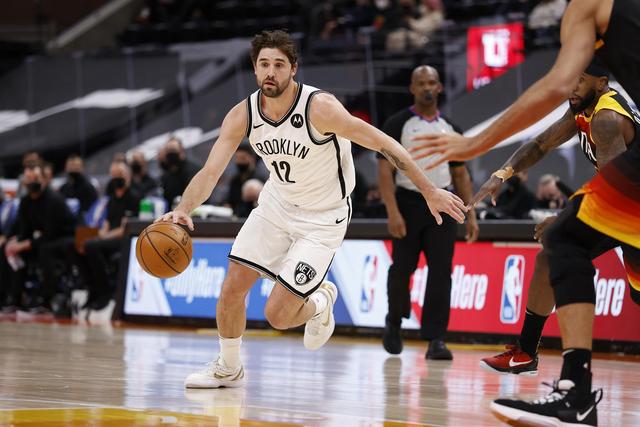 意甲-赖因德斯破门迪巴拉建功 AC米兰1-1罗马